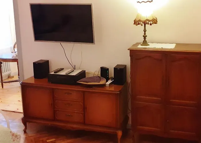 Majakovski Junior Suite